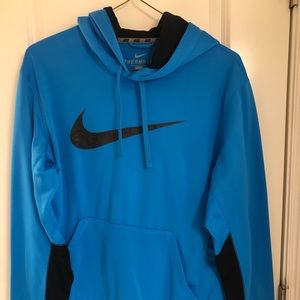Nike therma fit hoodie
